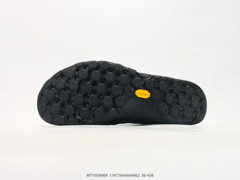 New Balance NB MT10O 舒适时尚 减震耐磨 低帮 生活休闲鞋 New Balance MT10O休闲鞋是 MT10O6NW #17477645664062